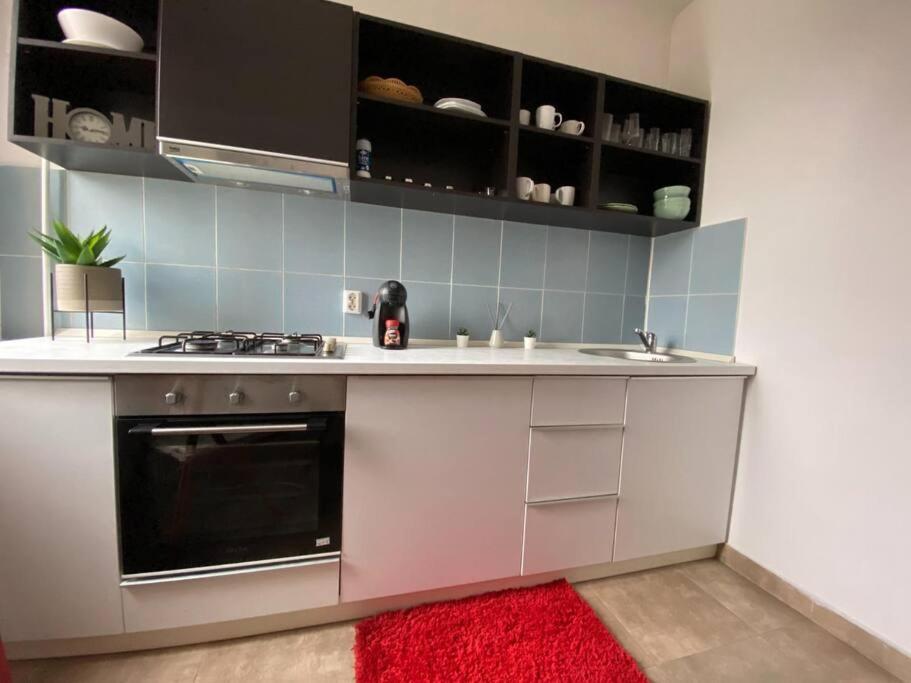 Kara'S Apartment Bucharest Luaran gambar